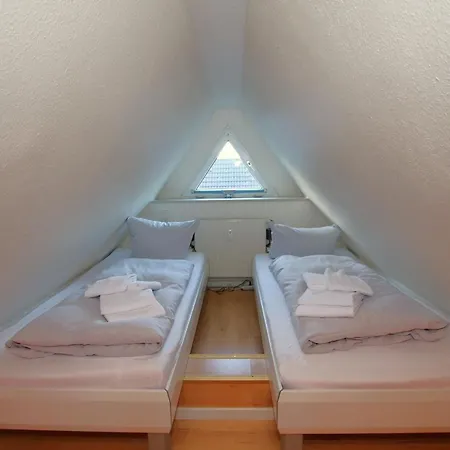 Apartment Lüttmarsch 13, Whg. 7 *